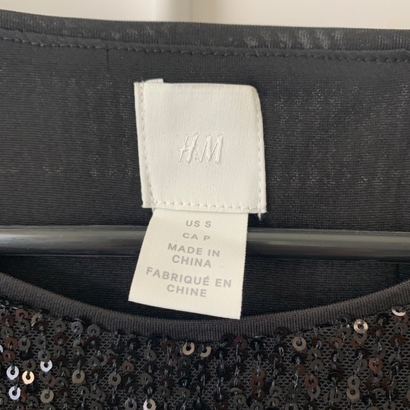 H&M Sequins Top Size Small - Picture 4 of 8